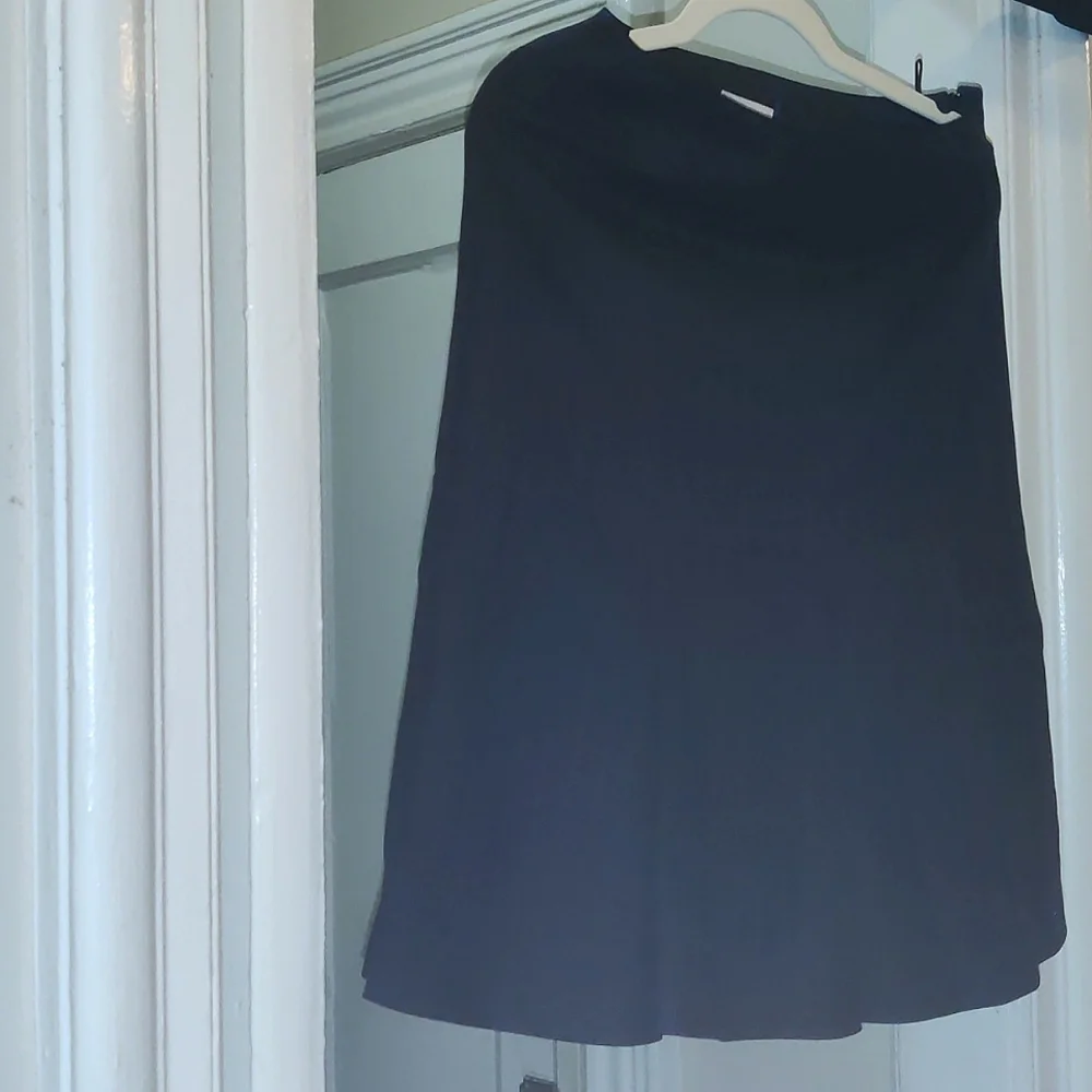 MOSCHINO PINSTRIPE TRUMPET SKIRT IN BLACK WOOL SIZE 8 LUXURY CLASSIC PREPPY